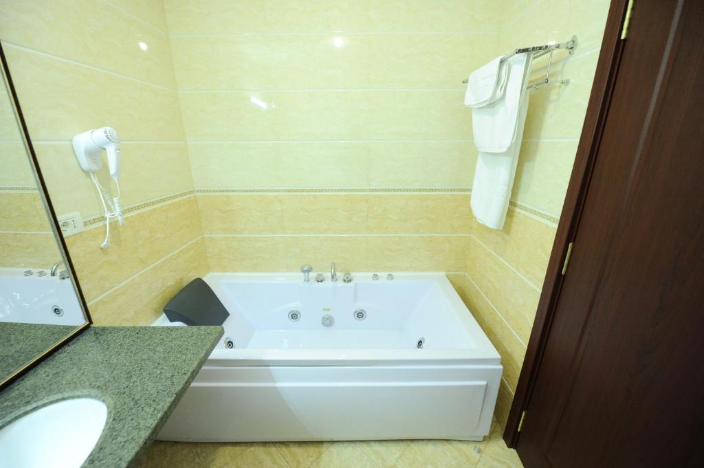 Hotel Mondial - Baia Kamer foto